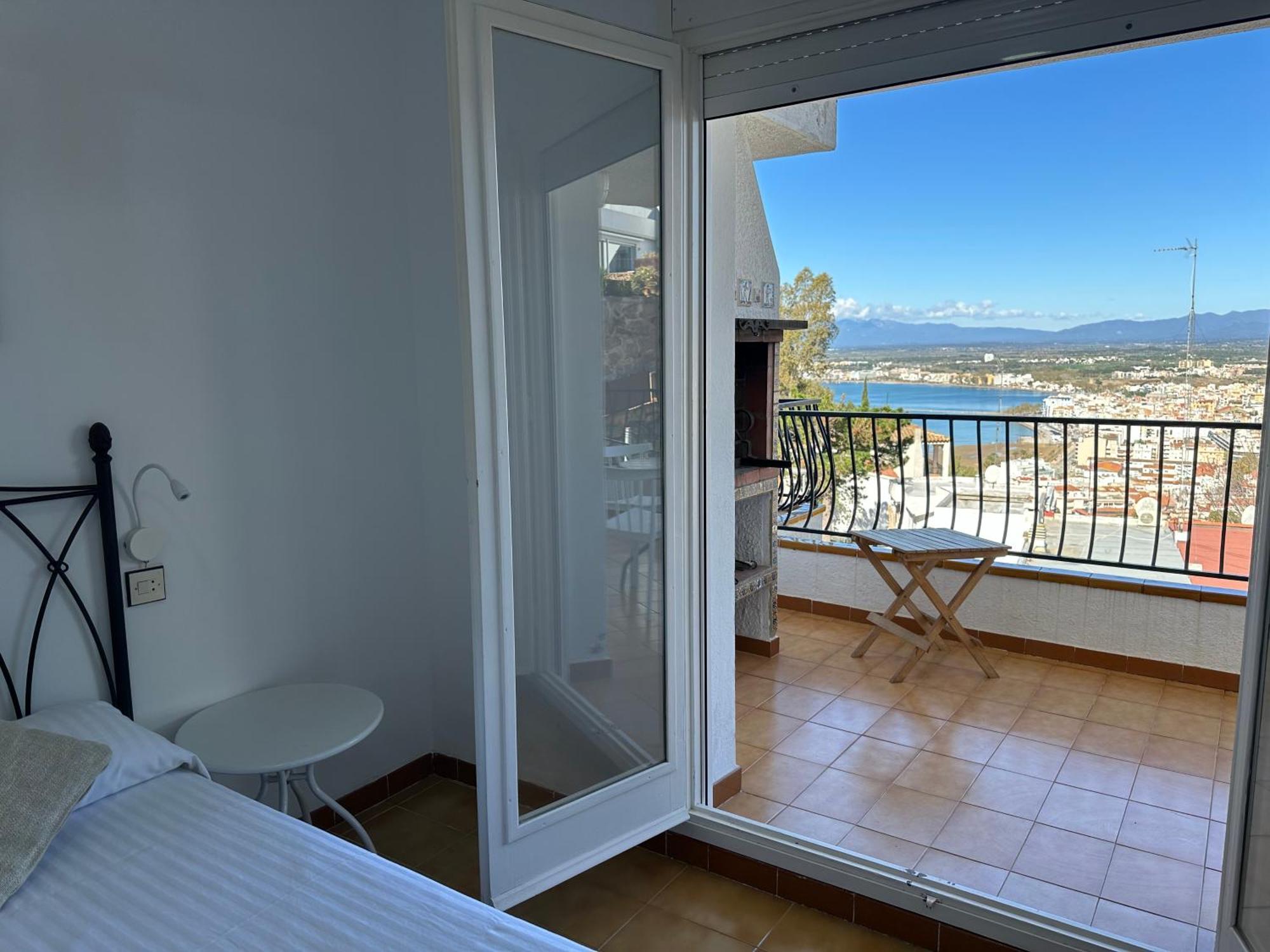 Agi Horitzo Mar Apartment Roses Ngoại thất bức ảnh