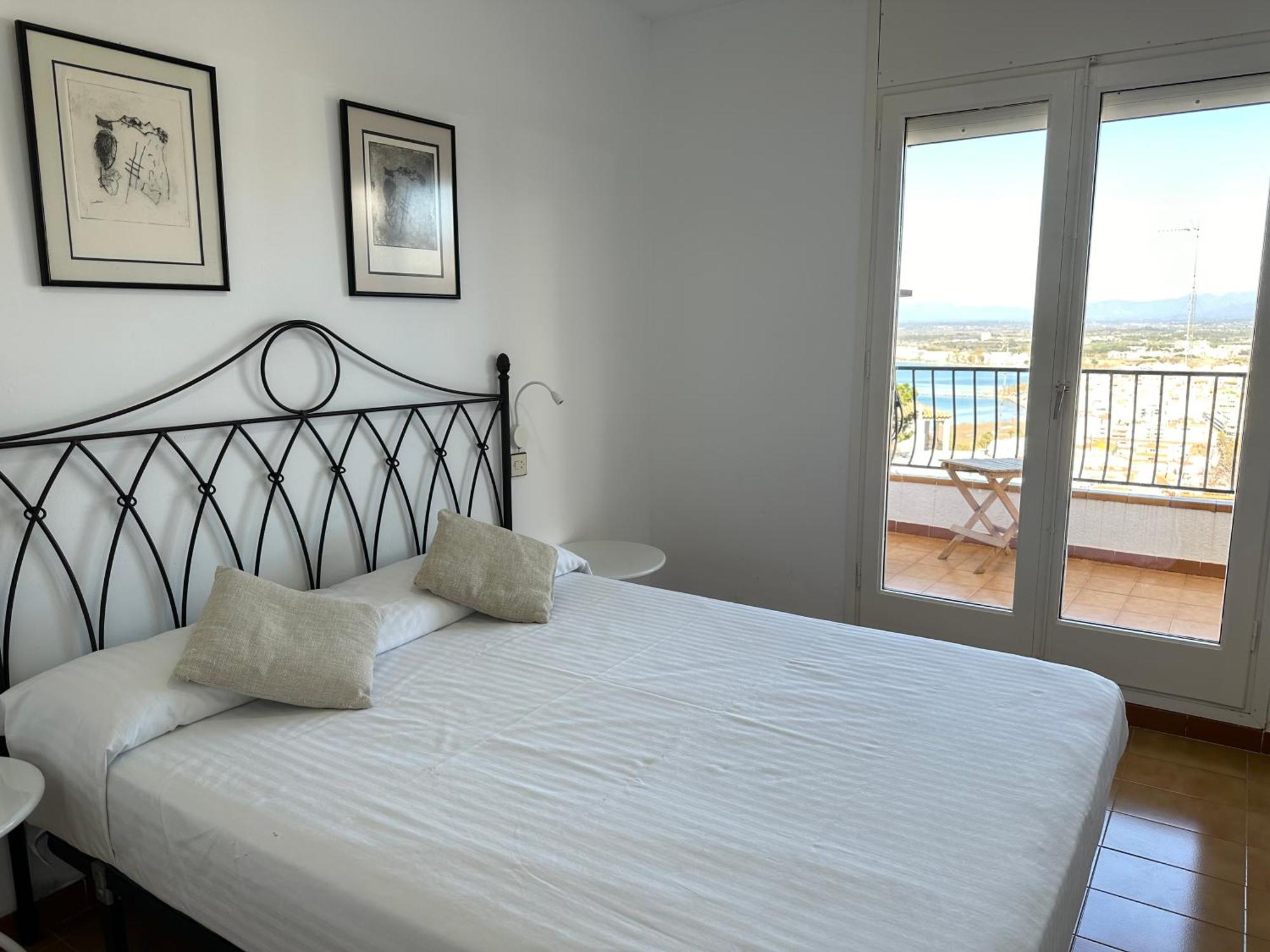 Agi Horitzo Mar Apartment Roses Ngoại thất bức ảnh